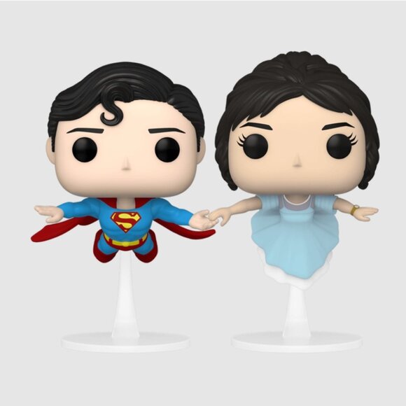 Funko Superman & Lois Flying Vinyl Figures - Blue and Red - Picture 2 of 8